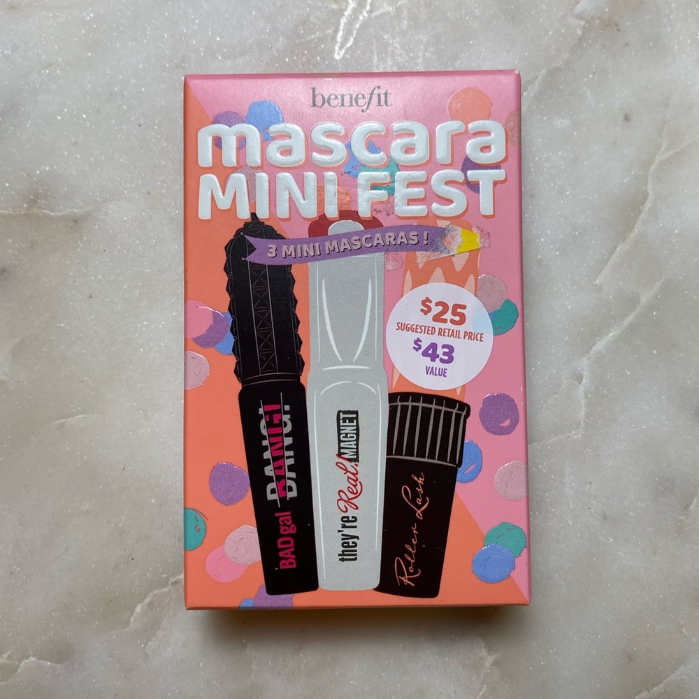 Mascara Minifest
